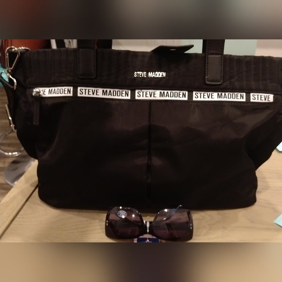 2 For $15🕶️NWOT! Steve Madden Black Bzippa Shoulder Bag! - Picture 3 of 6